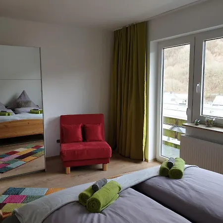 아파트 Ferienwohnung Vier Pfoten Fewo 