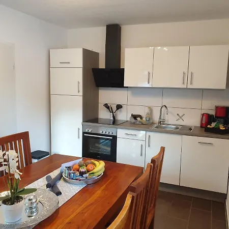 아파트 Ferienwohnung Vier Pfoten Fewo 